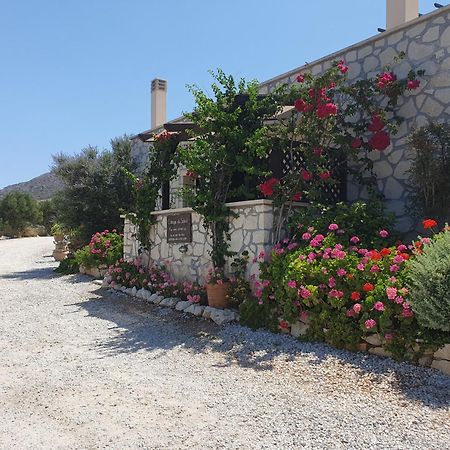 Cottage Du Soleil Makrýgialos Exteriör bild