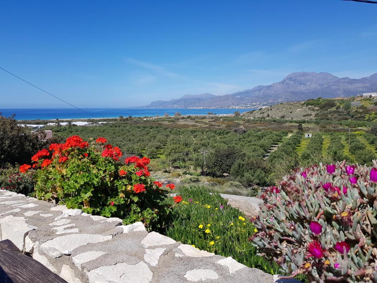 Cottage Du Soleil Makrýgialos Exteriör bild